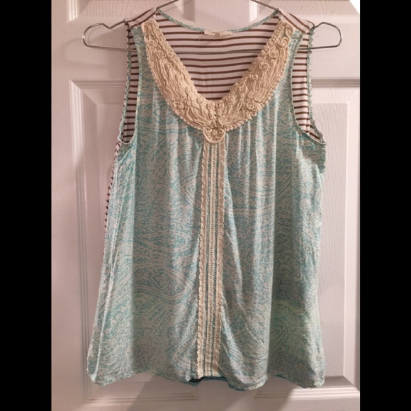 Mystree Tops - Mystree sleeveless top crocheted L